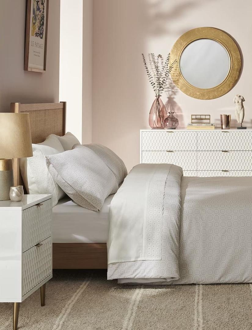 La cómoda doble con seis cajones Cubic de El Corte Inglés