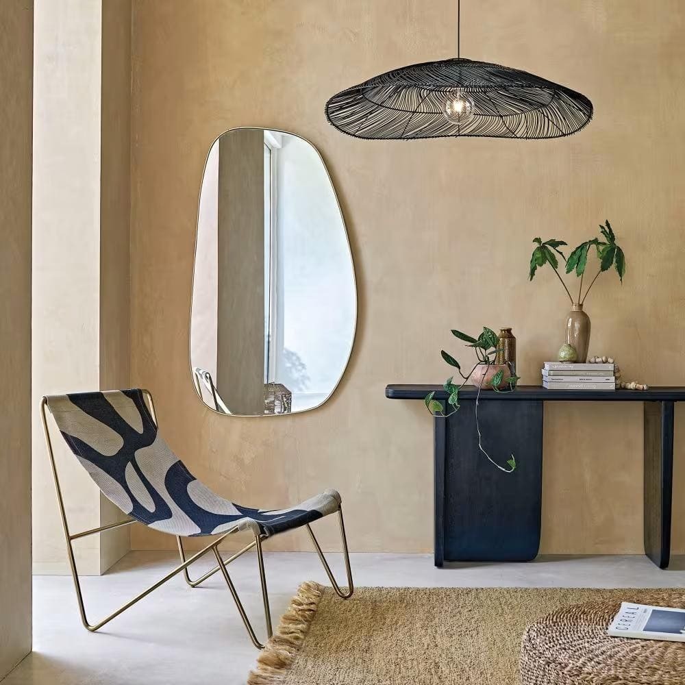 Espejo ovalado de metal dorado SORANA