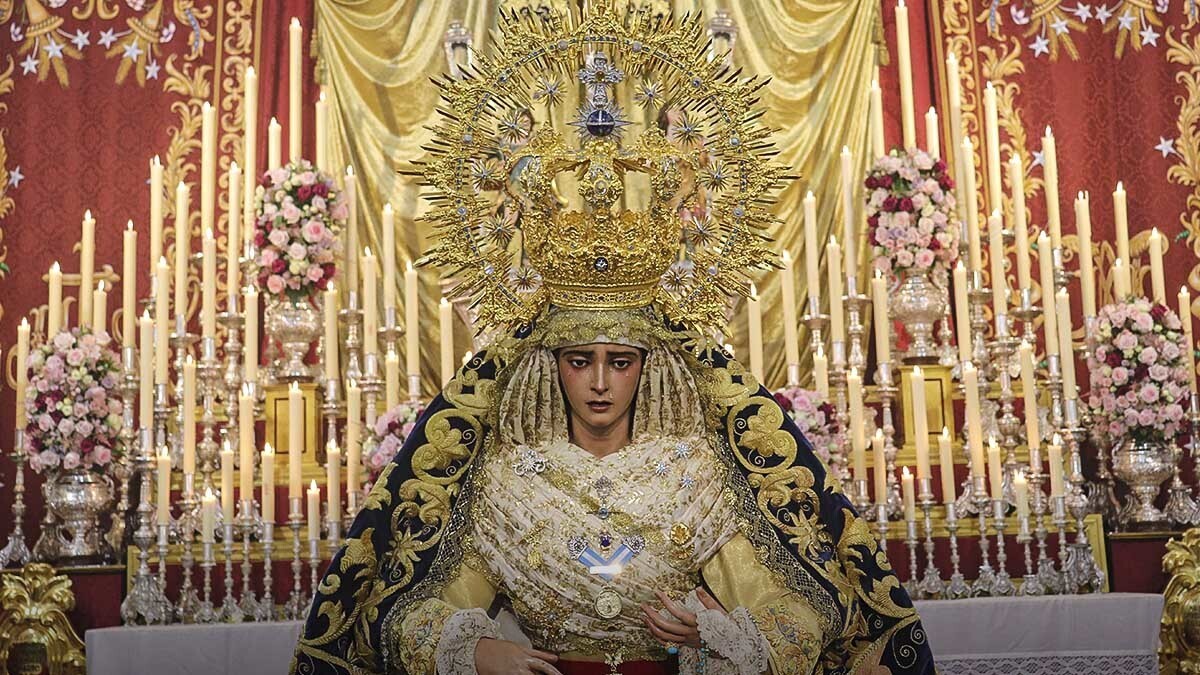 Besamanos a Nuestra Señora de la Estrella Coronada | Imagen: Juan Antonio Zarzuela para El MIRA