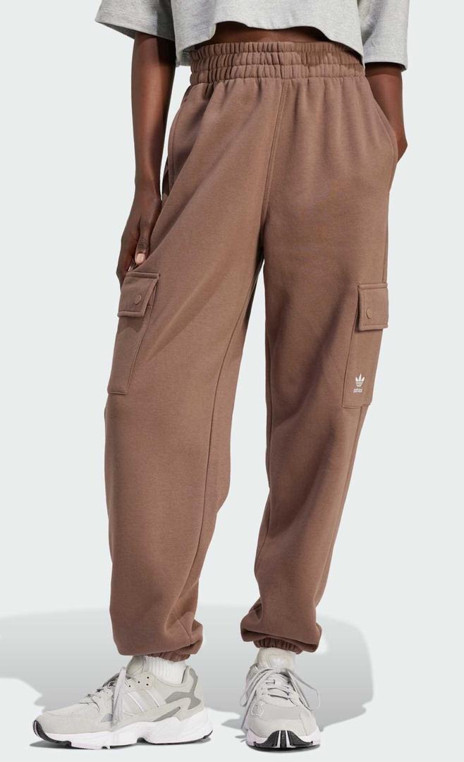 Pantalón essentials fleece cargo de Adidas 