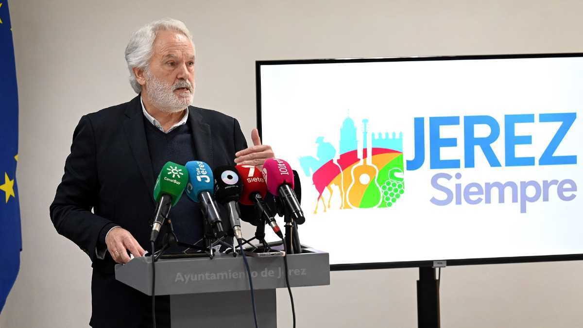 Agustín Muñoz en rueda de prensa