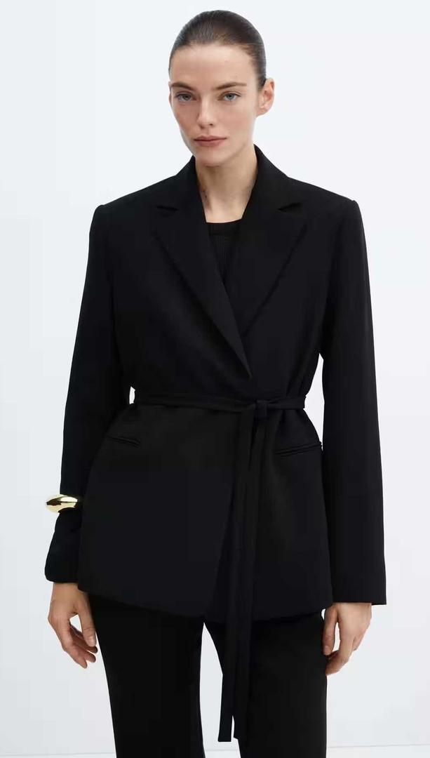 Americana traje cinturón de Mango