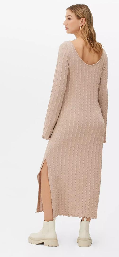 El vestido midi acanalado de Primark