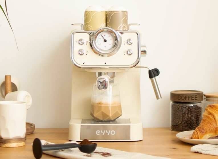 Evvo Cafetera Express Intensa Retro, 15 Bares, 950w, Doble Salida, Depósito 1,5 L de Carrefour