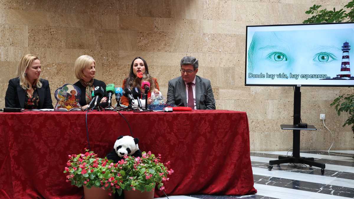 Presentación de la recaudación de la Carrera Solidaria Escolar a Favor de Valentina | Cristo García