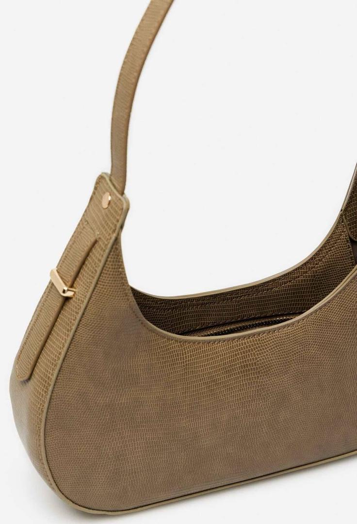 Bolso baguette cocco de Cortefiel