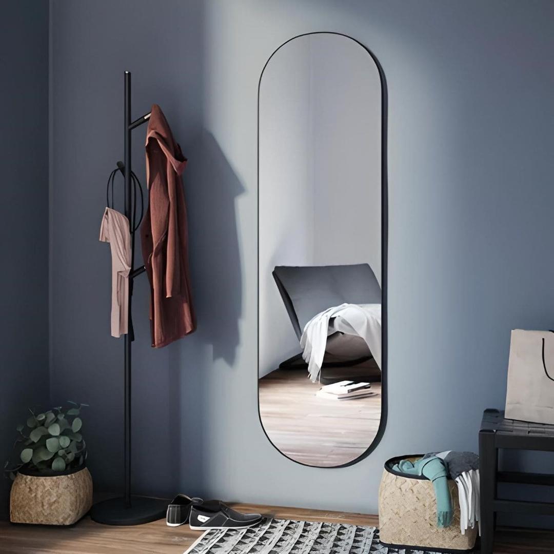 Espejo enmarcado ovalado Oblong, INSPIRE