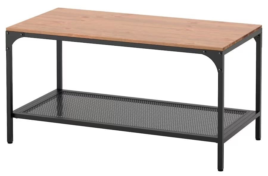 La mesa de centro de color negro FJÄLLBO de Ikea