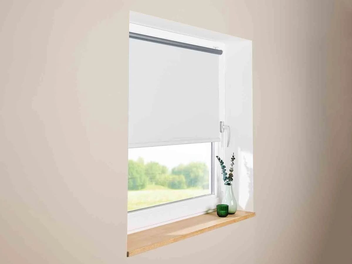 Estor enrollable térmico para ventanas