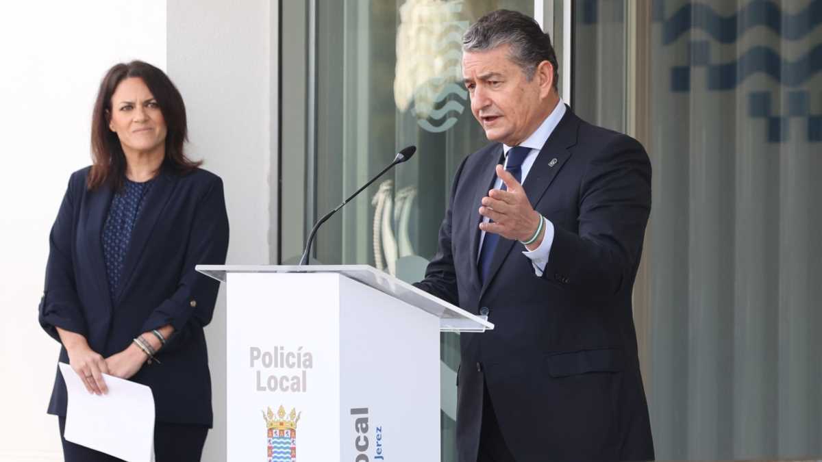 Antonio Sanz en la inauguración de la nueva Jefatura de la Policía Local de Jerez | Cristo García