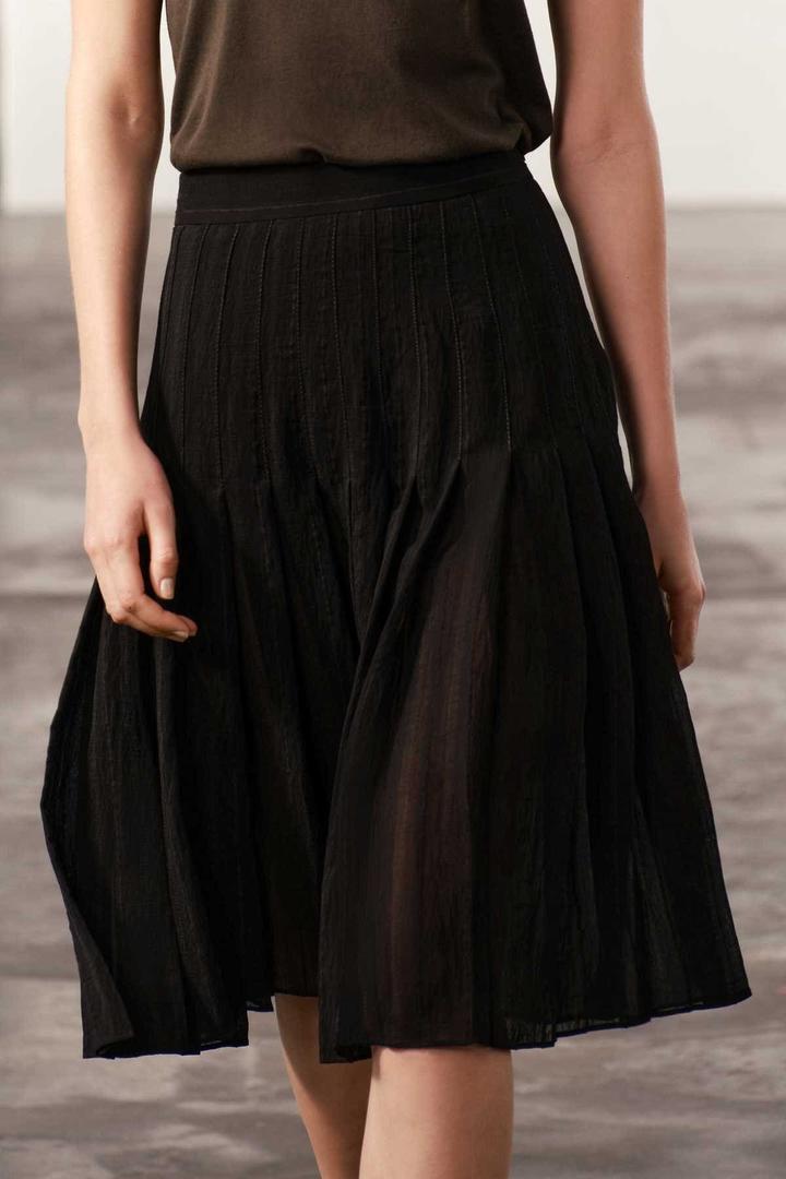 Falda midi tablas ZW collection de Zara