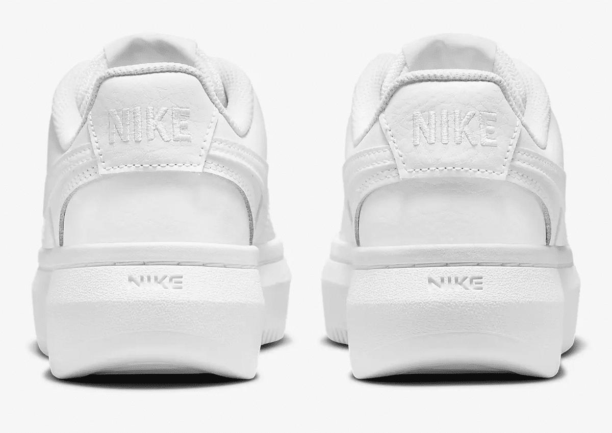 Las zapatillas Nike Court Vision Alta de color blanco