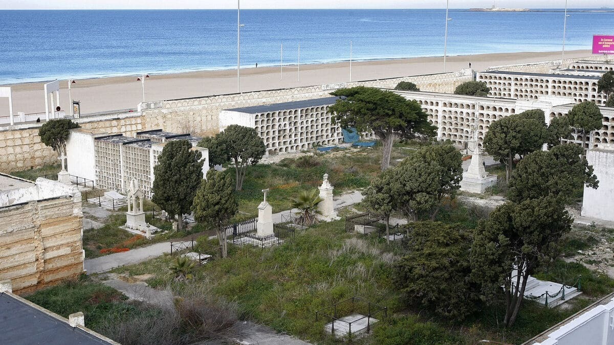 El cementerio de San José en Cádiz