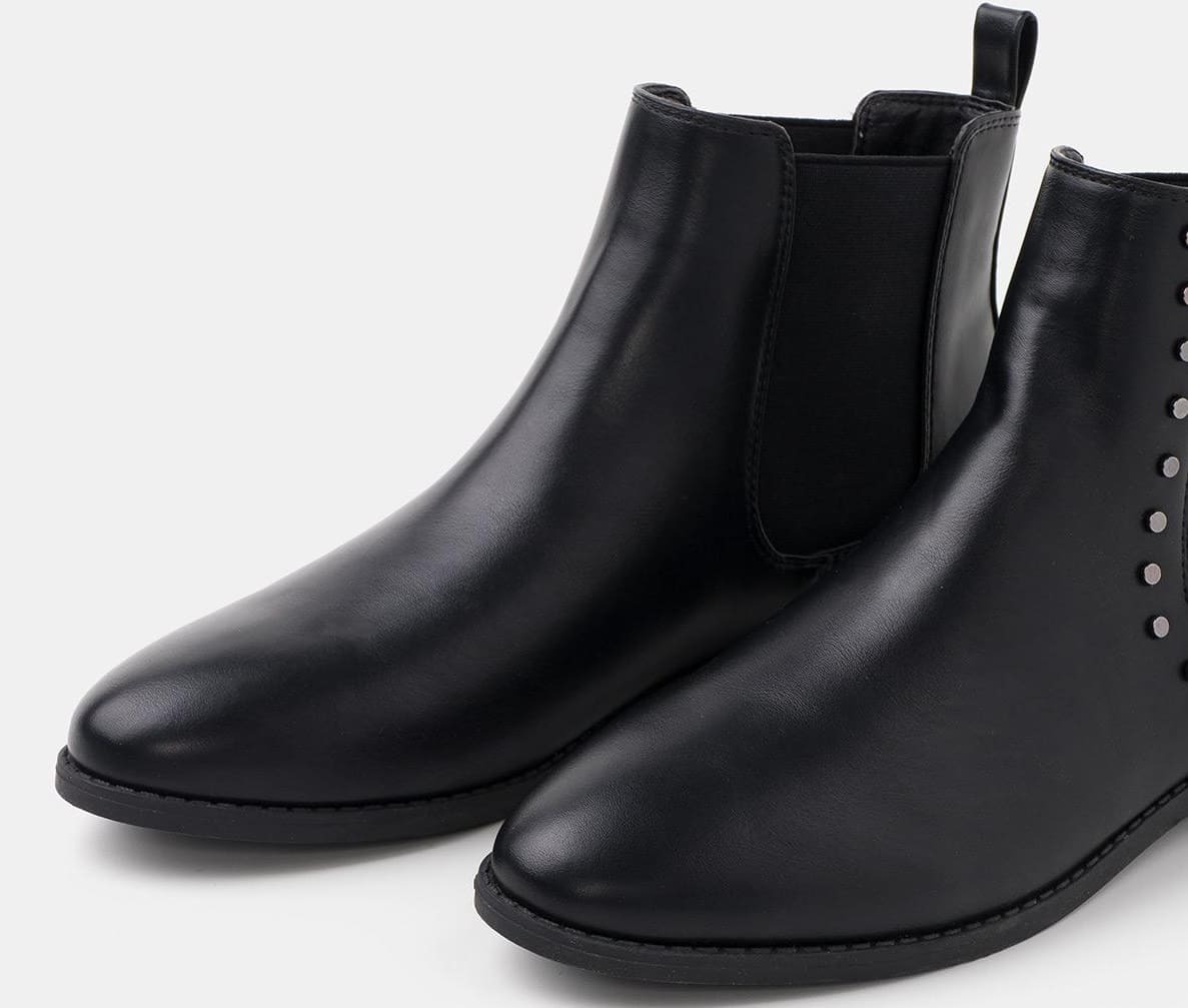 Botines Chelsea negro con tachuelas de TEX en Carrefour