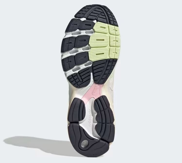 Las zapatillas Astir de estilo vintage de Adidas