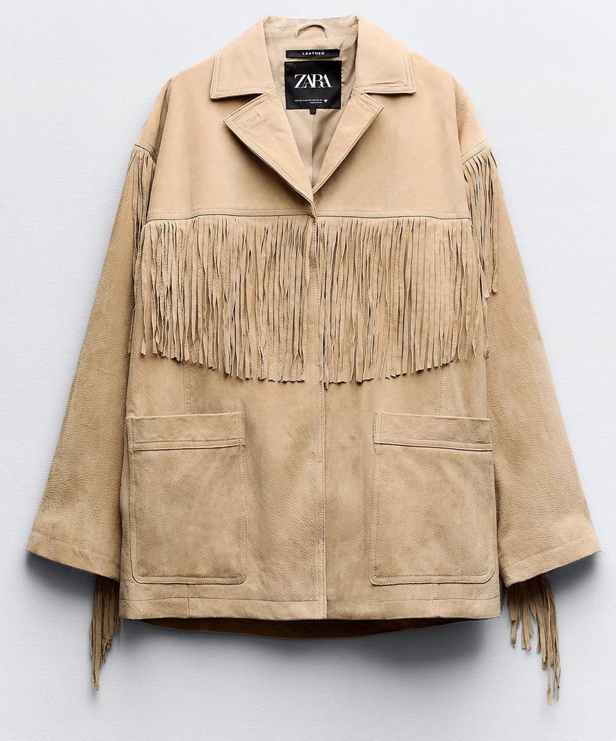 La cazadora de piel de flecos de Zara