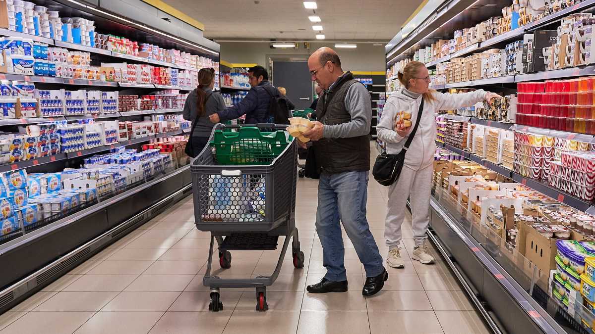 Jefes comprando en Mercadona