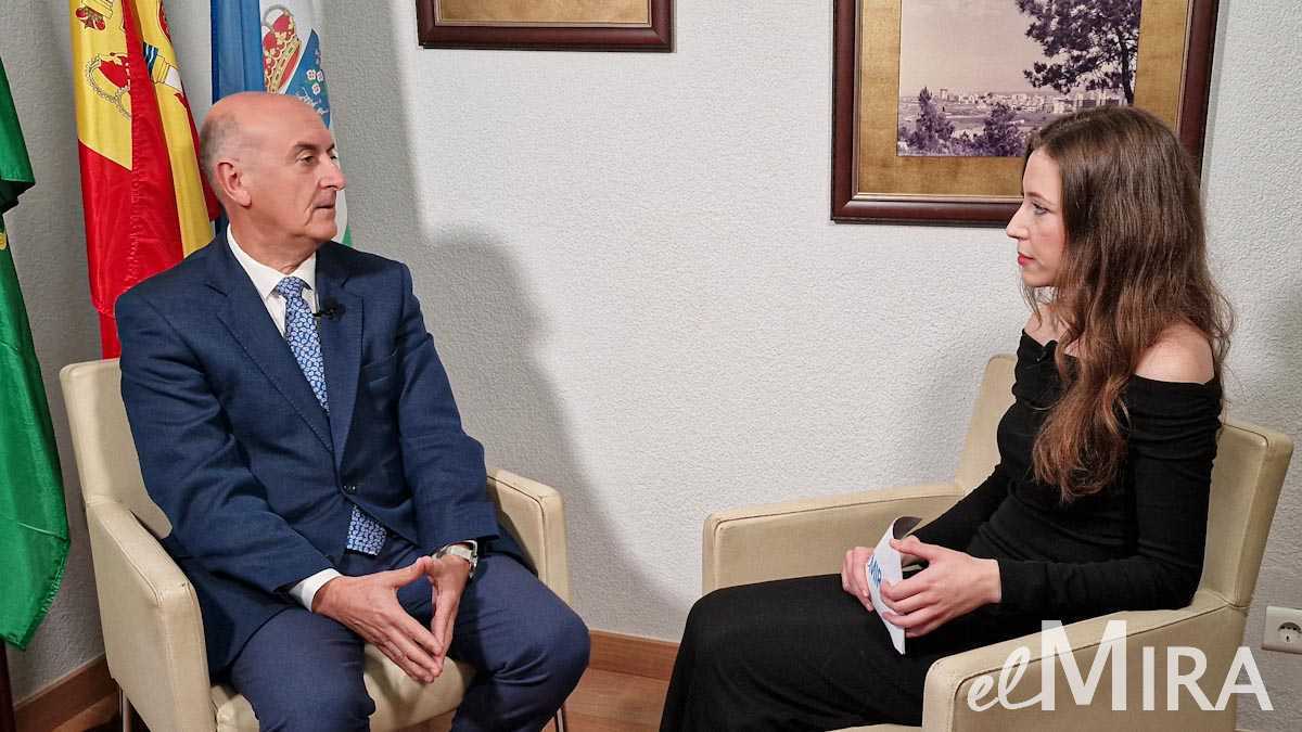 Juan Manuel González Camacho, alcalde de Lepe y Laura Sanz