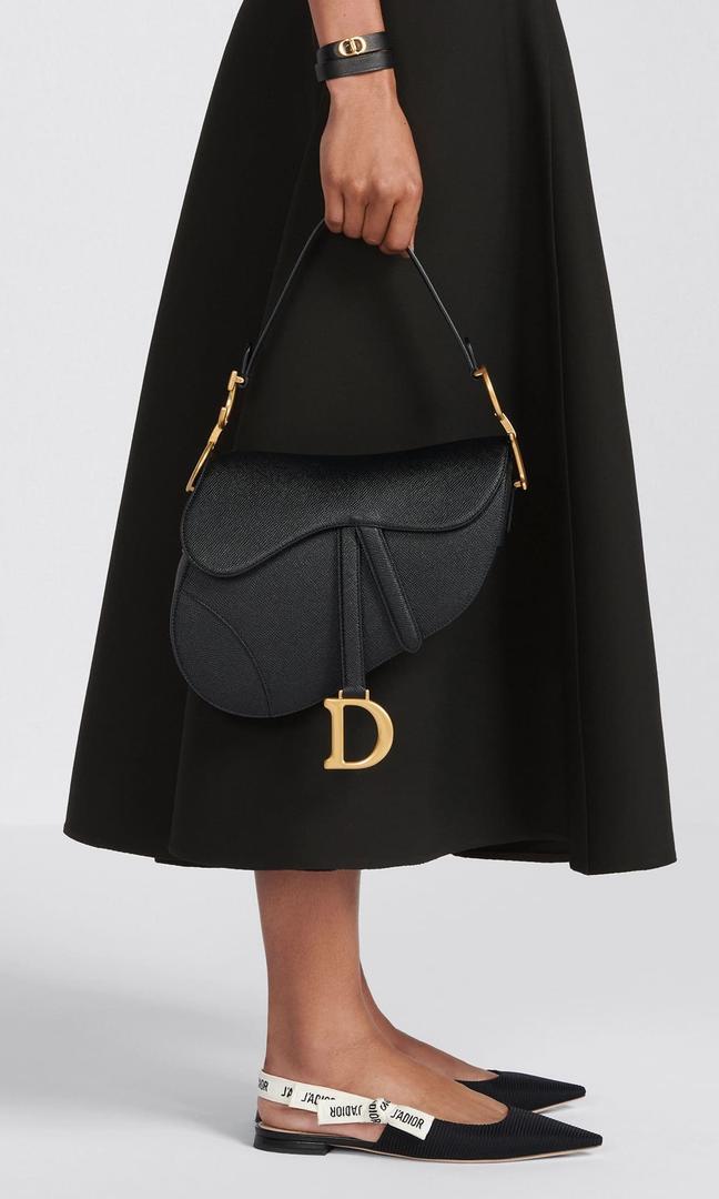 El bolso Saddle con bandolera de Dior