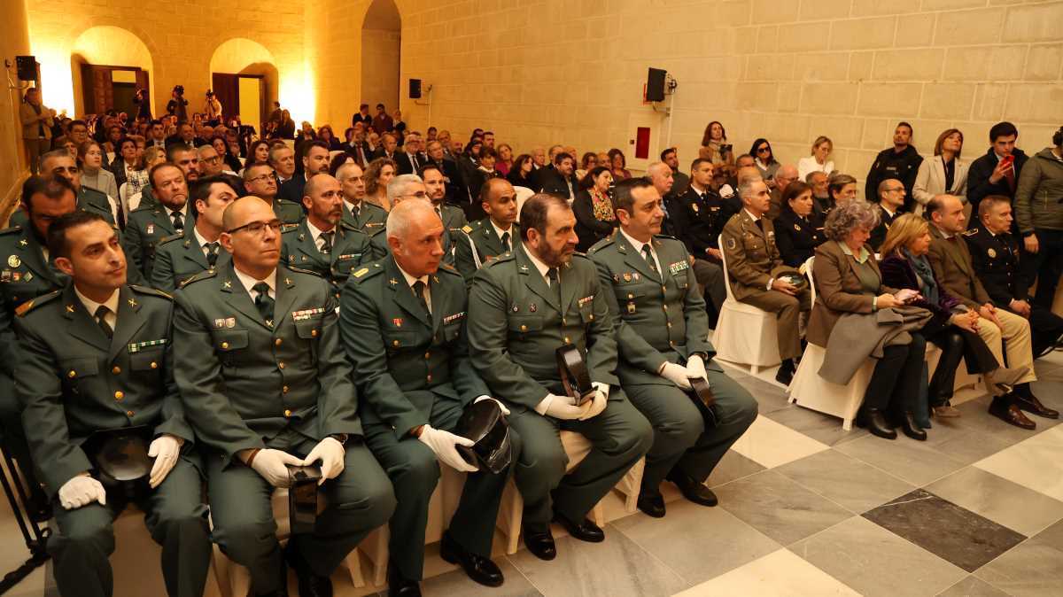 Entrega del Premio Dia de Andalucía a la Guardia Civil | Cristo García