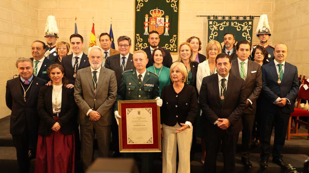Entrega del Premio Dia de Andalucía a la Guardia Civil | Cristo García
