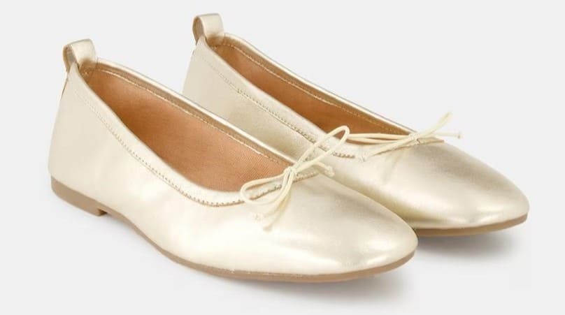 Bailarinas en piel con puntera semicuadrada y detalle de lazo Gioseppo