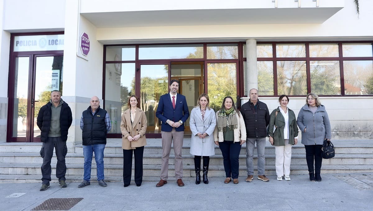 La foto de grupo de la visita a San José del Valle