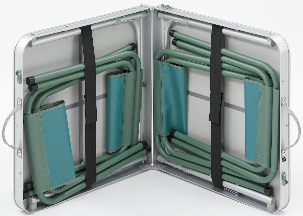 Mesa plegable de camping 4-6 personas con 4 taburetes Quechua de Decathlon