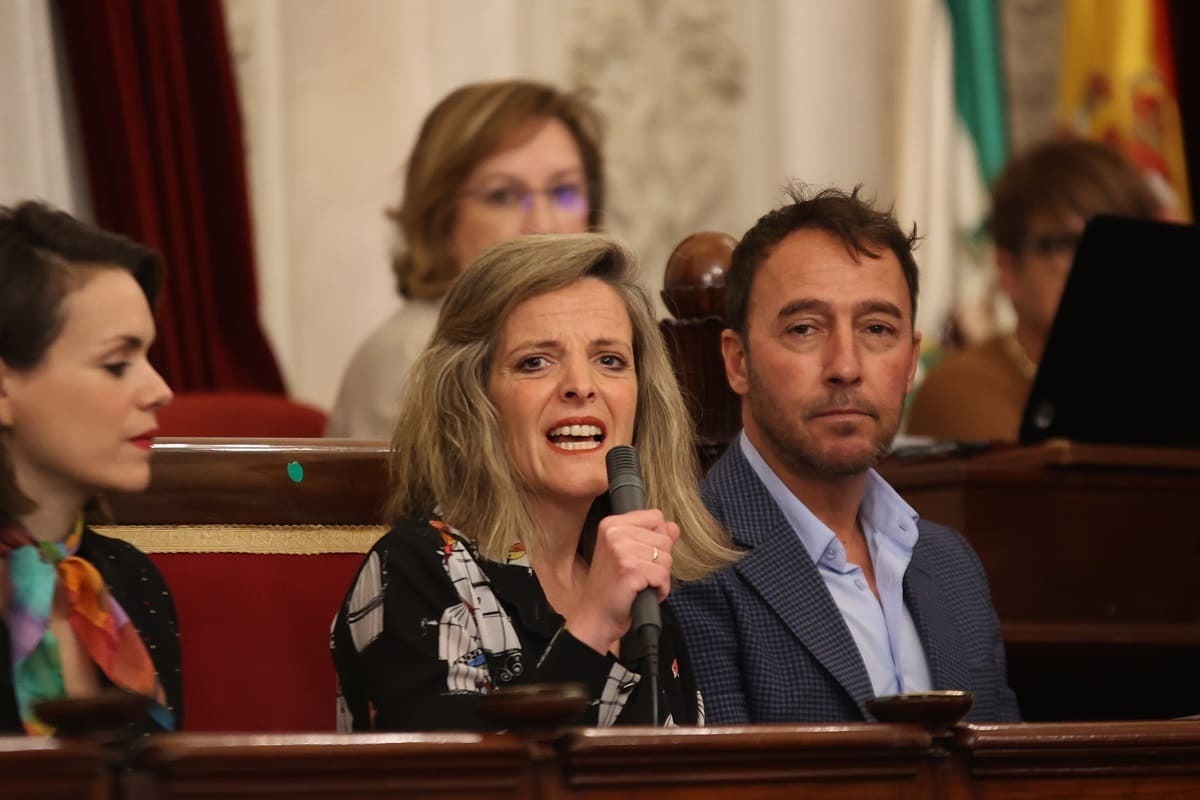 Desde las filas populares también se ensalzó la figura de Carlos Díaz | Foto: Cristo García para ElMIRA