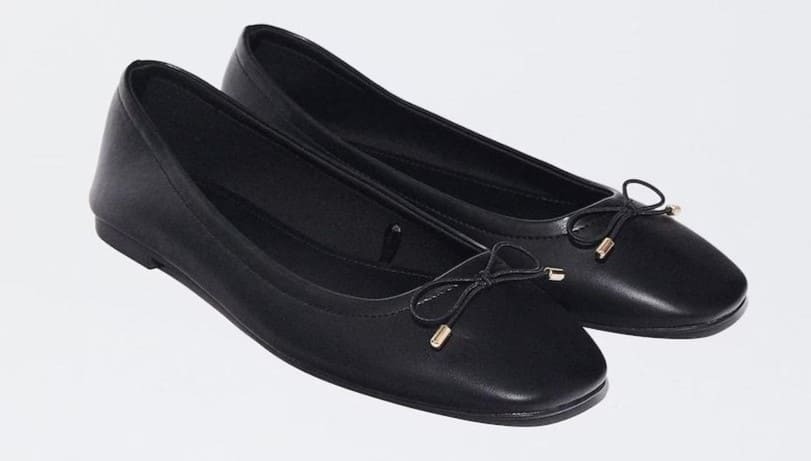 Bailarinas lisas con lacito decorativo Parfois