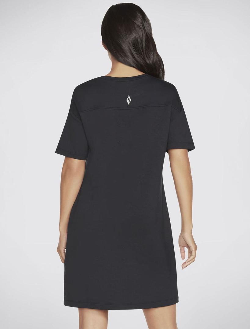 El vestido básico negro Skechers Apparel Skechluxe Mindful