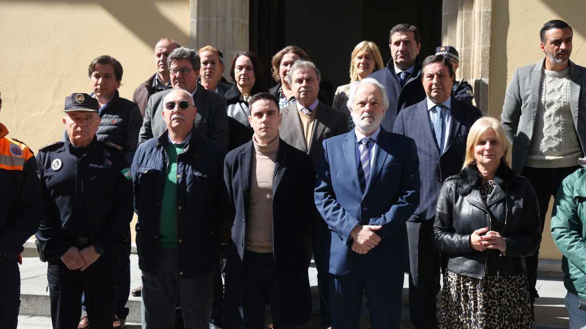 Minuto de silencio en Jerez por el aniversario del atentado del 11M | Cristo García
