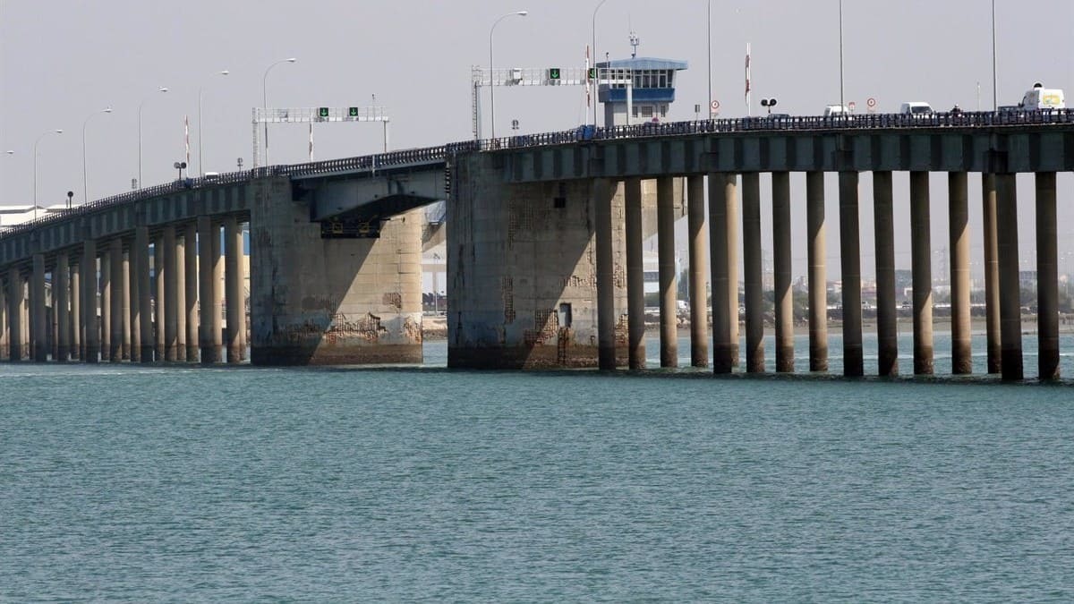 El puente Carranza estará cortado por obras cuatro meses en Cádiz