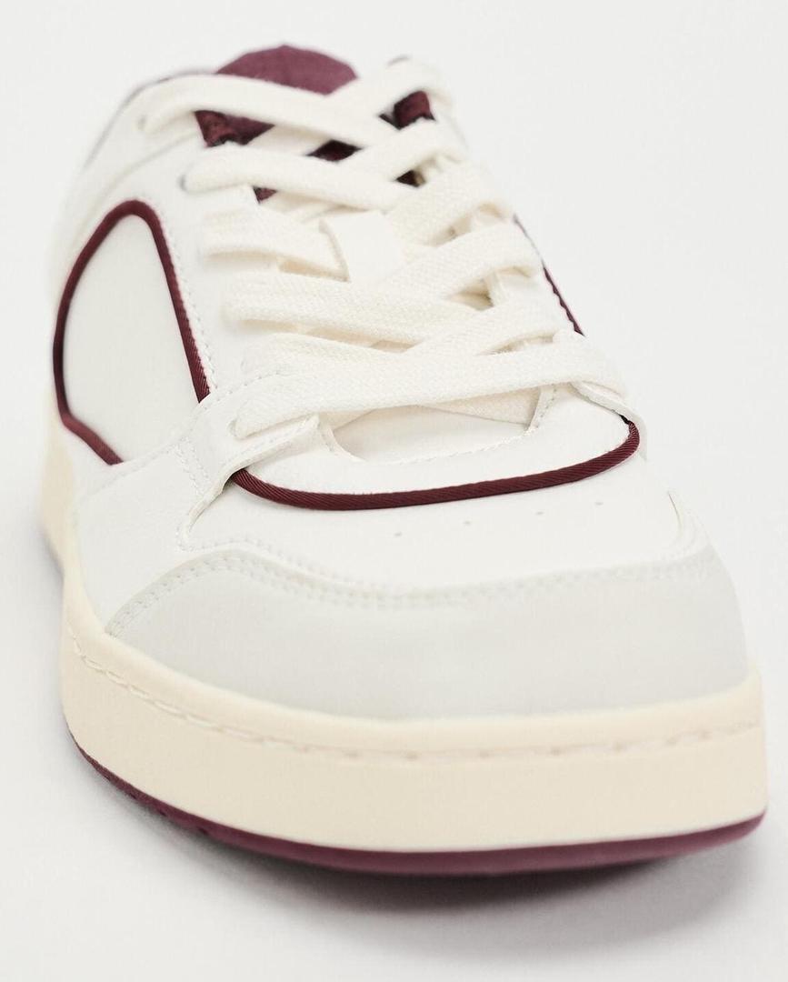 Las zapatillas deportivas Bamba de estilo retro de Zara