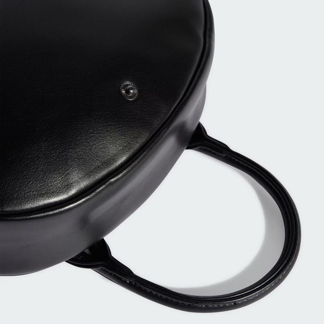 Bolso de hombro Satchel Polyurethane Trefoil negro de Adidas