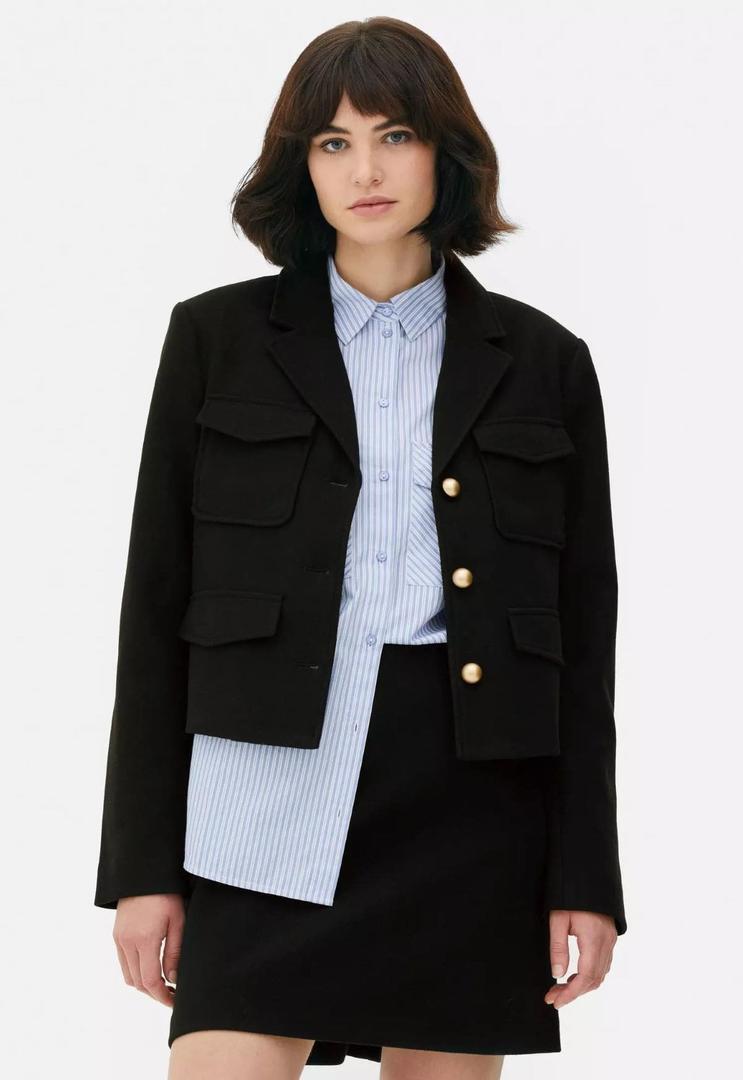 Chaqueta corta de estilo militar de Primark