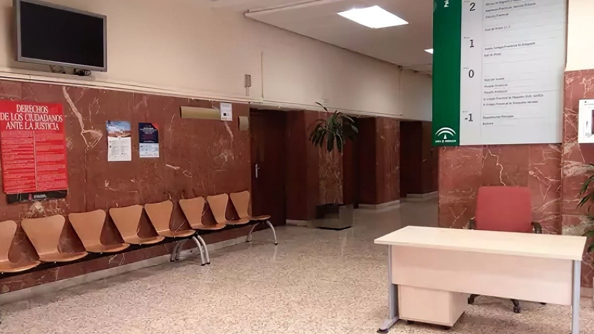 Interior de la Audiencia Provincial de Almería