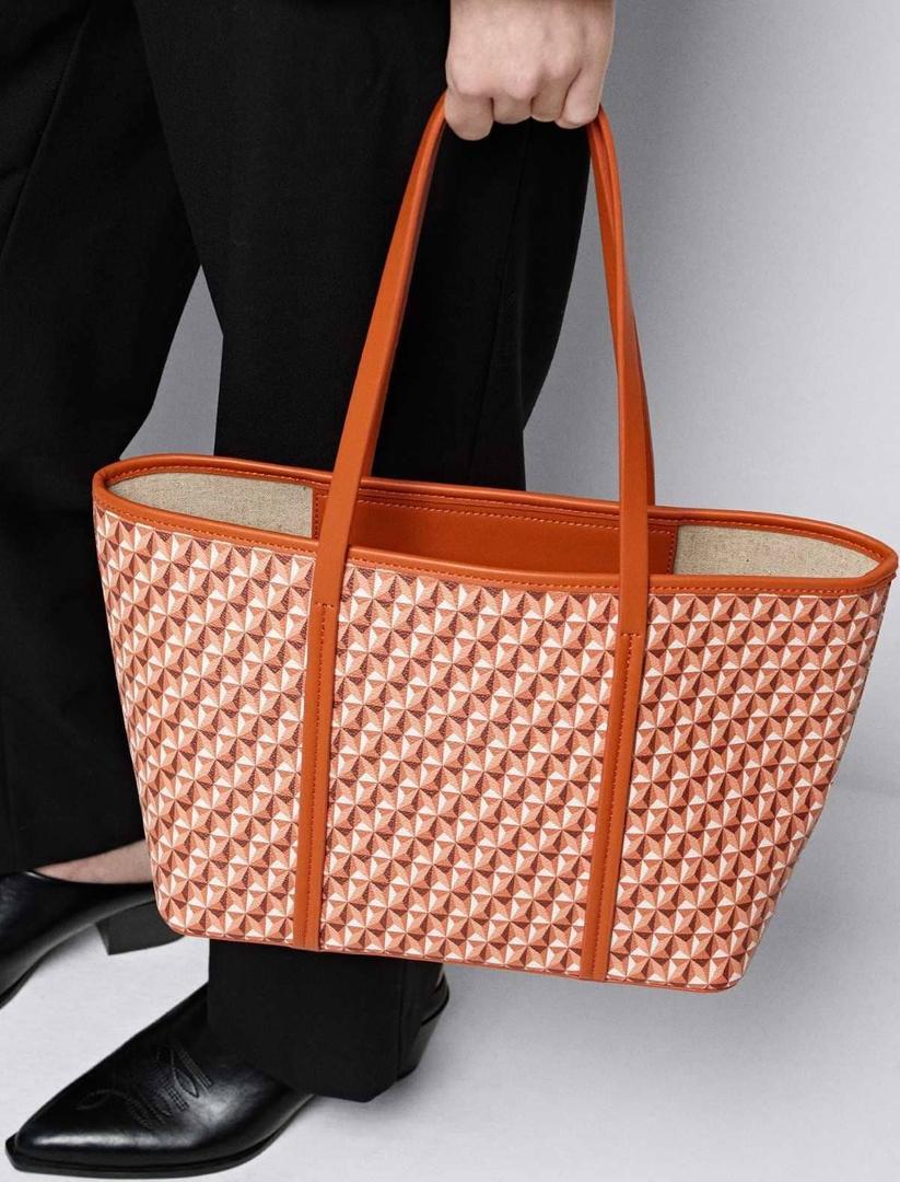 Bolso shopper estampado personalizado M de Parfois