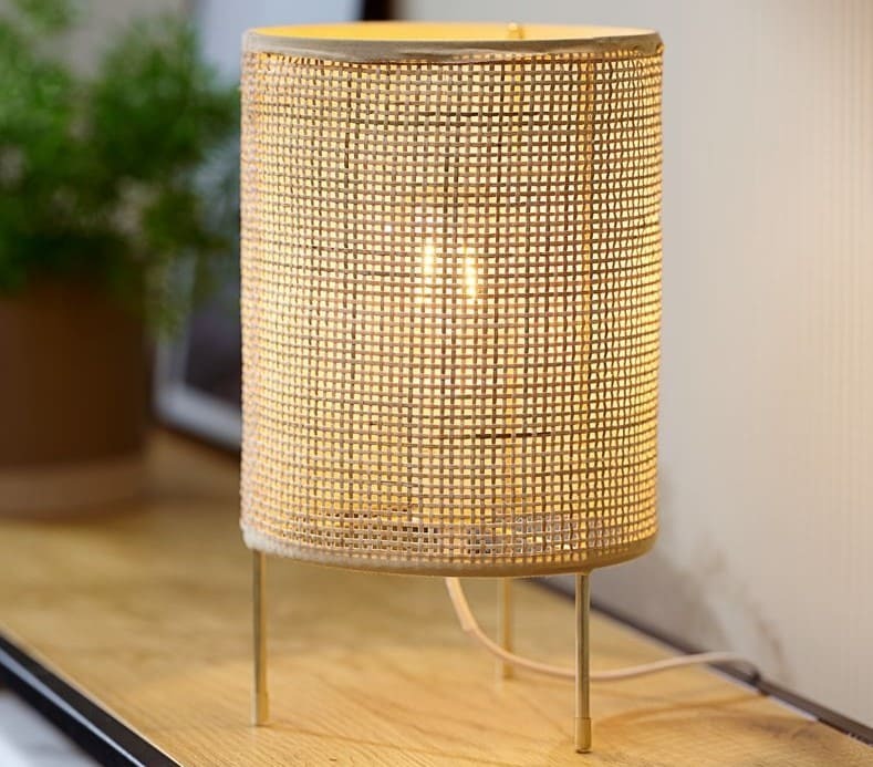 Lámpara de mesa ALBERT ratán de JYSK