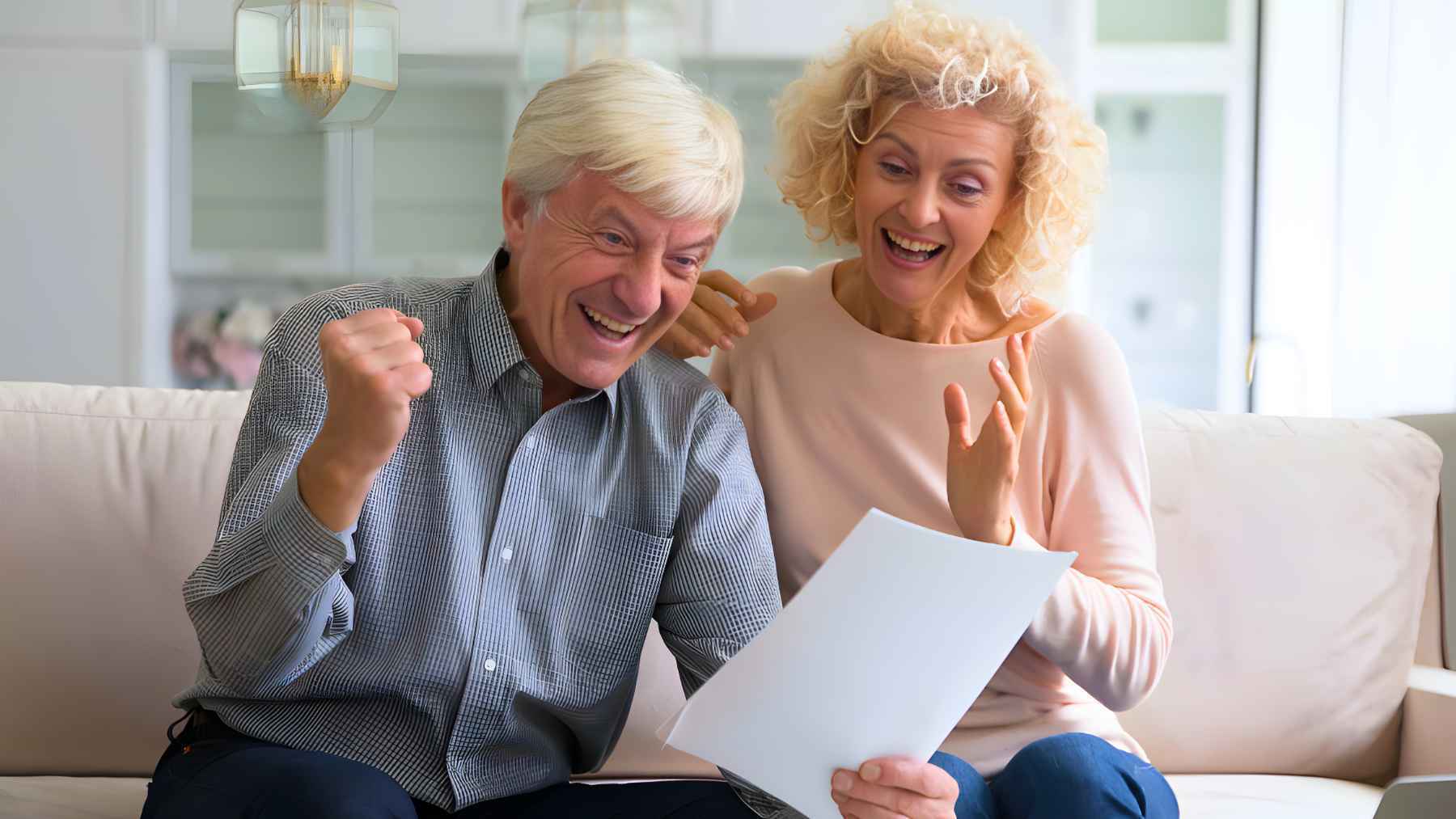 Pensionistas celebran el nuevo aviso de la Seguridad Social