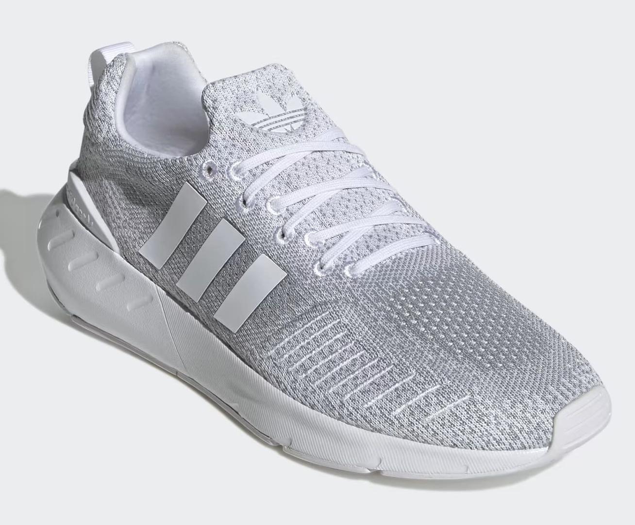 Zapatilla Swift Run 22 de Adidas