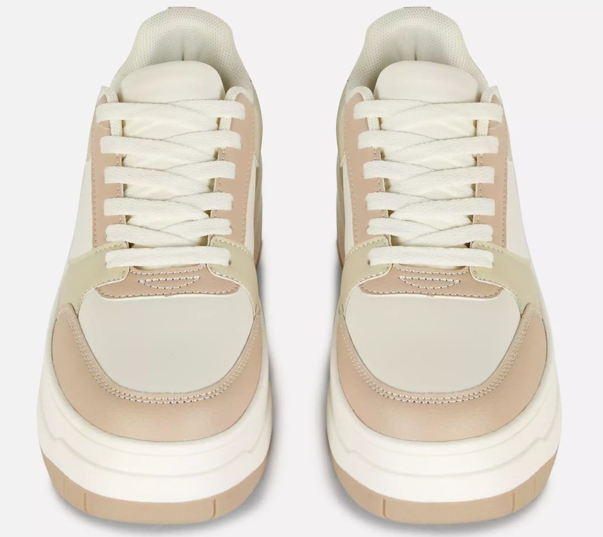 Las zapatillas deportivas de caña baja de Primark