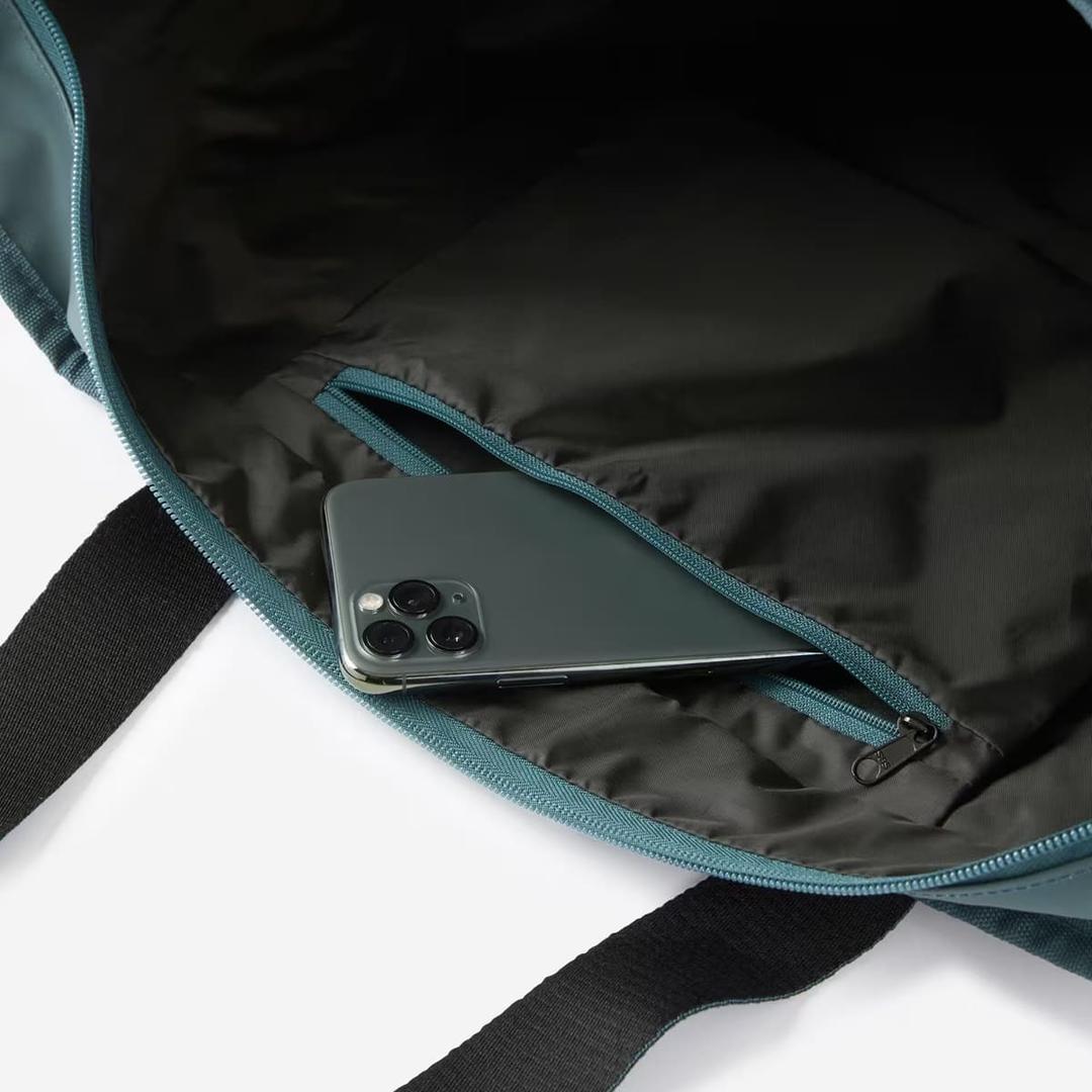 El bolso de mujer XL de Domyos en Decathlon