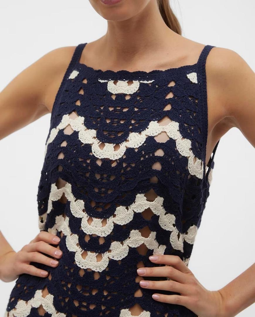 El vestido largo de crochet de color negro y blanco de Vero Moda en El Corte Inglés