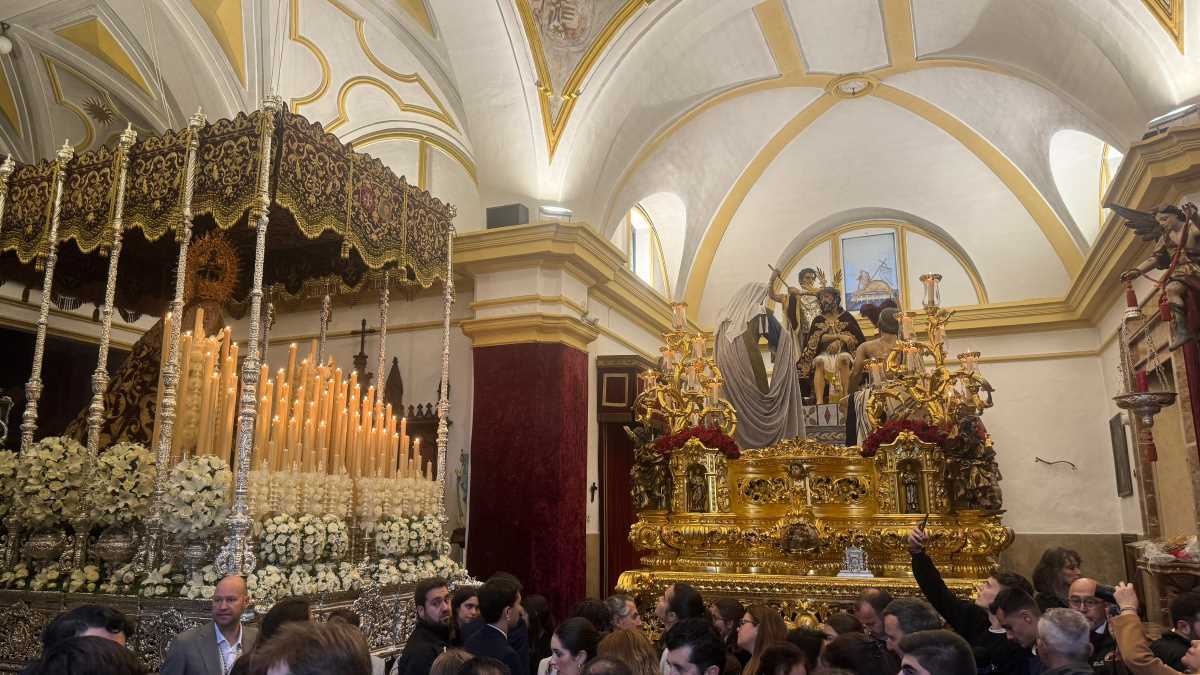 Pasos de la Hermandad de la Coronación en su iglesia | Cristo García