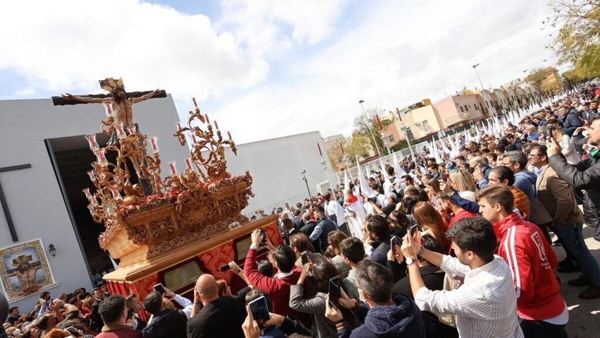 El Santísimo Cristo de la Sed procesiona hoy desde Jerez