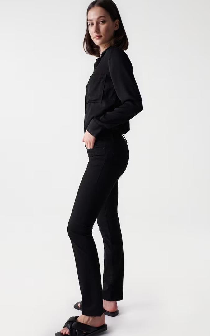 Los pantalones vaqueros push up de mujer Wonder slim de tiro medio de Salsa en El Corte Inglés