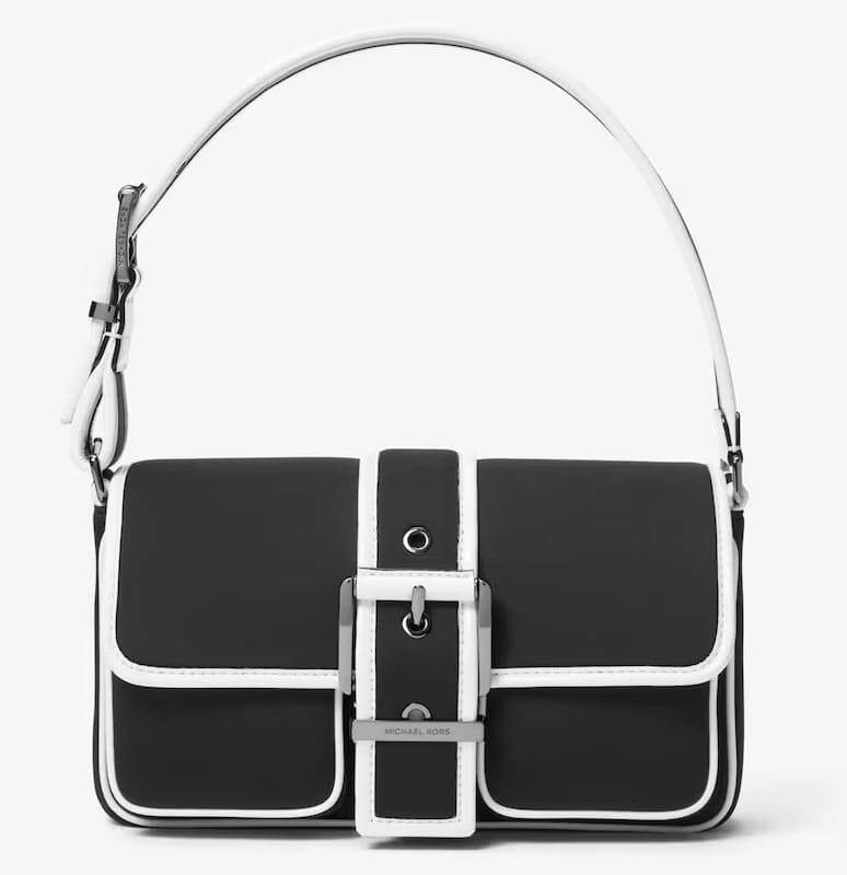 El nuevo bolso de hombro Colby con hebilla oversize de Michael Kors en El Corte Inglés