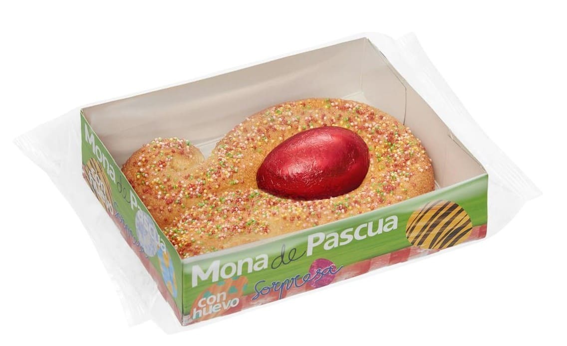 Mona de Pascua con huevo sorpresa