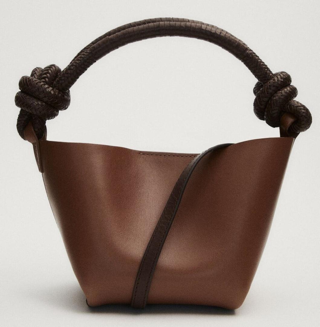 Mini bolso bandolera de napa con detalle de nudos